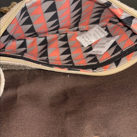 Street Level Elegant Gold Clutch Bag(Never used!) - Picture 6 of 9